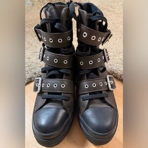 Converse Chuck 70 De Luxe Heel Leather & Buckles